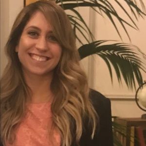 Meet your Posher, Lisa